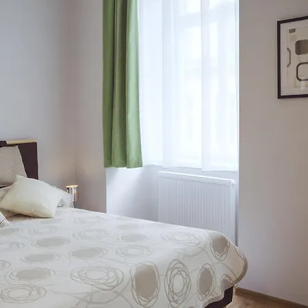 Apartment Krakovska 5