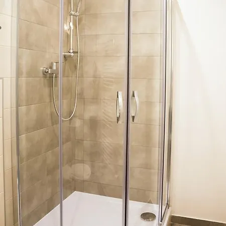 Apartment Krakovska 5 *