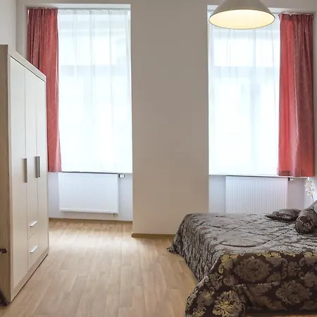 Apartment Krakovska 5