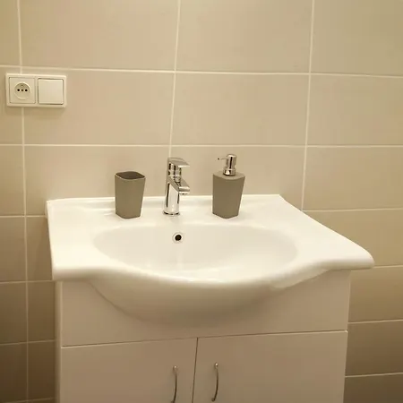 Krakovska 5 Apartament *