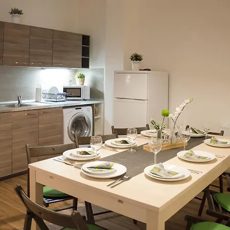 Krakovska 5 Apartament *